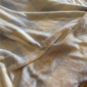 Plaid Patterned Soft Blanket